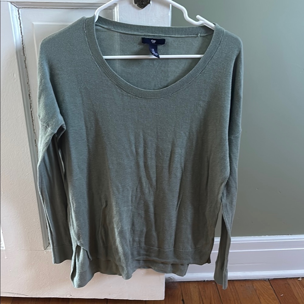 Women's Green Sweater